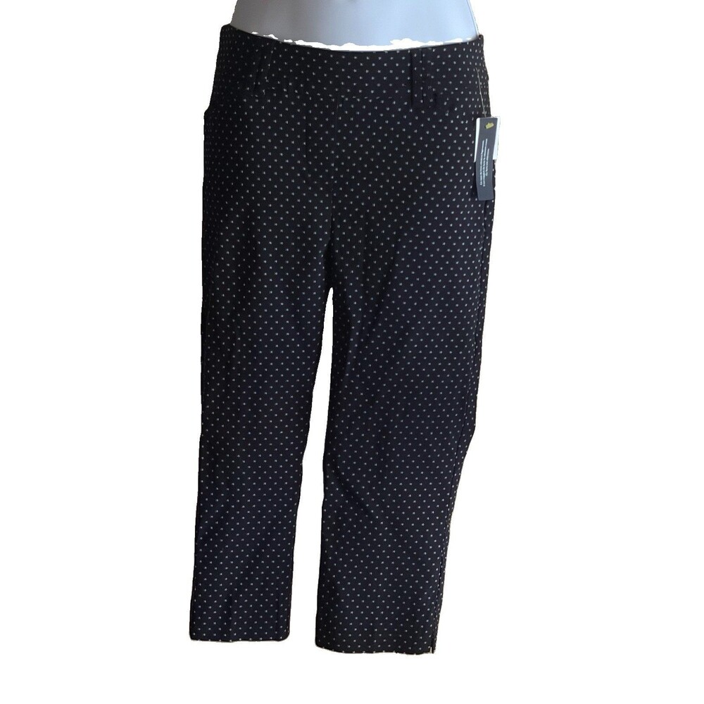 Reitmans Women’s Black/White Geometric Capris NWT